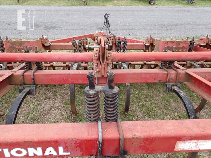 case-ih-6000-image-7