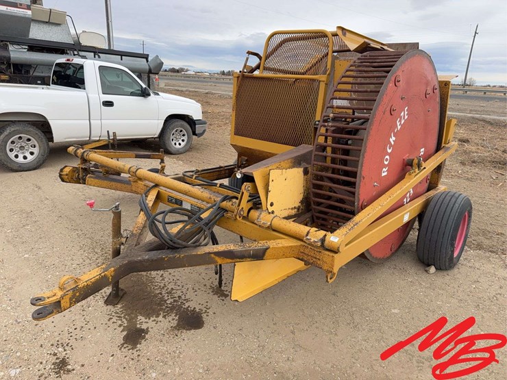 haybuster-h106-image-1