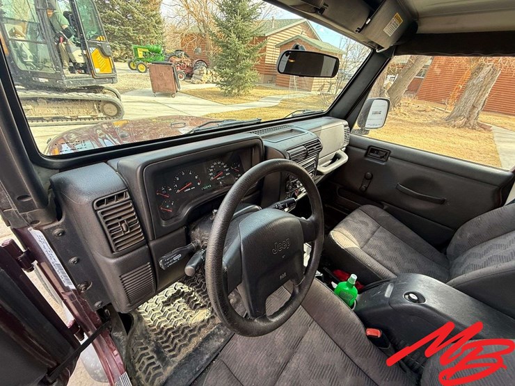 2004-jeep-wrangler-sport-image-24