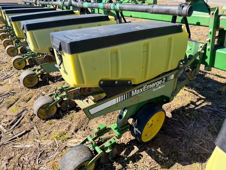 john-deere-1720-image-33