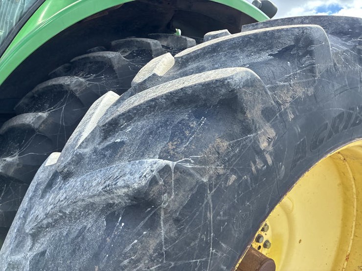 2004-john-deere-8320-image-39