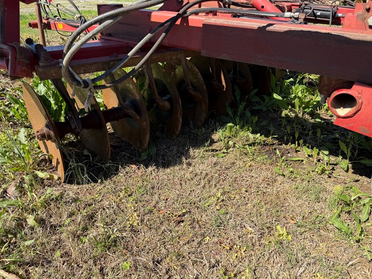 case-ih-3900dh-image-32