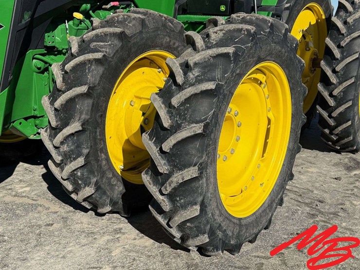 2024-john-deere-8r-310-image-15