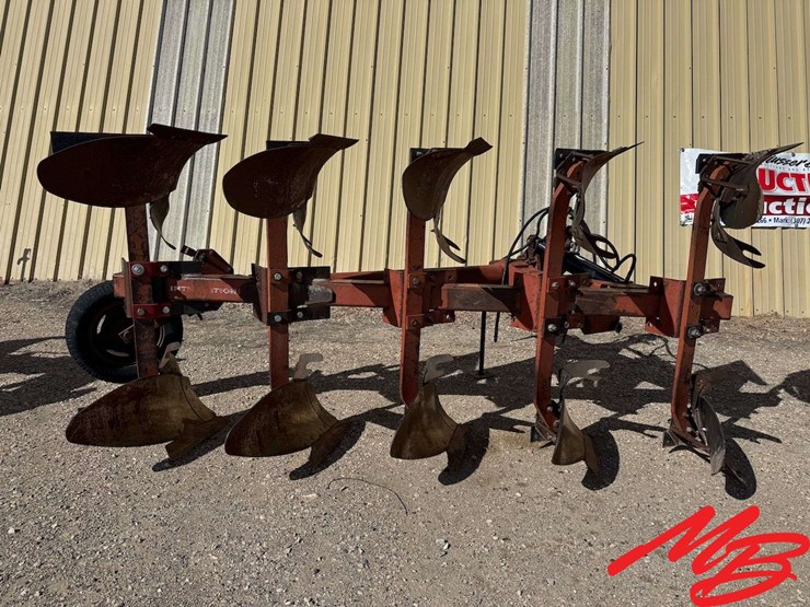 international-155-image-2