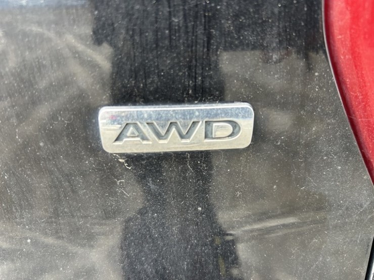 2016-ford-explorer-image-35