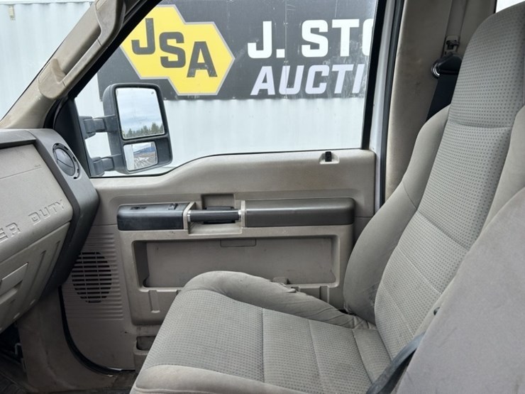 2010-ford-f550-xl-sd-image-24