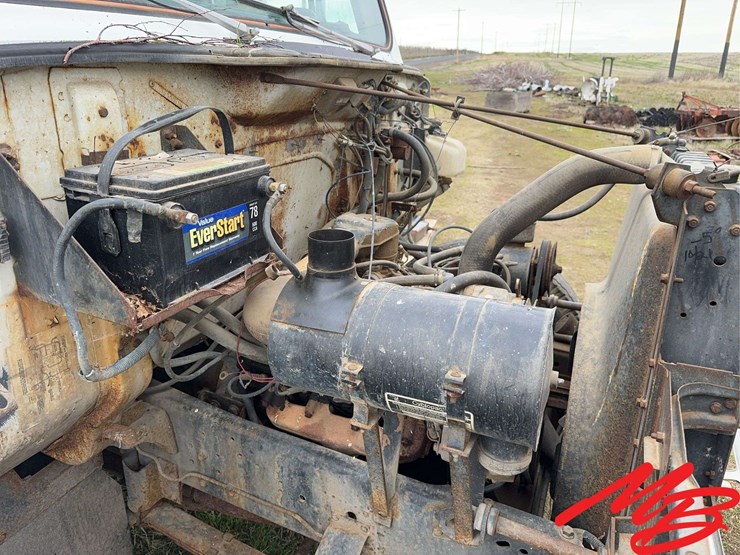 1981-international-s1900-image-12