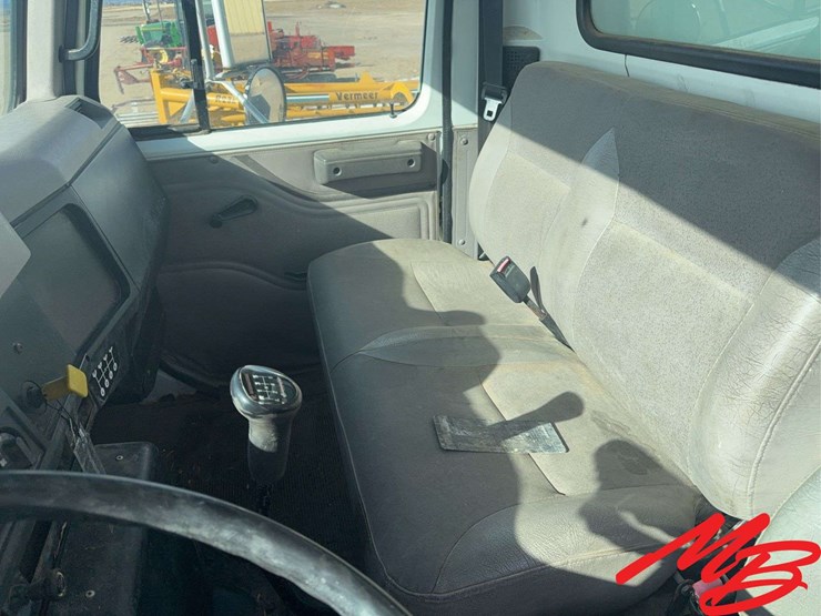 2000-international-4900-image-31