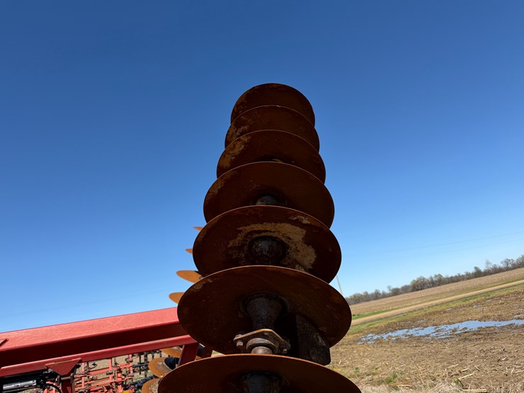 case-ih-3900dh-image-28