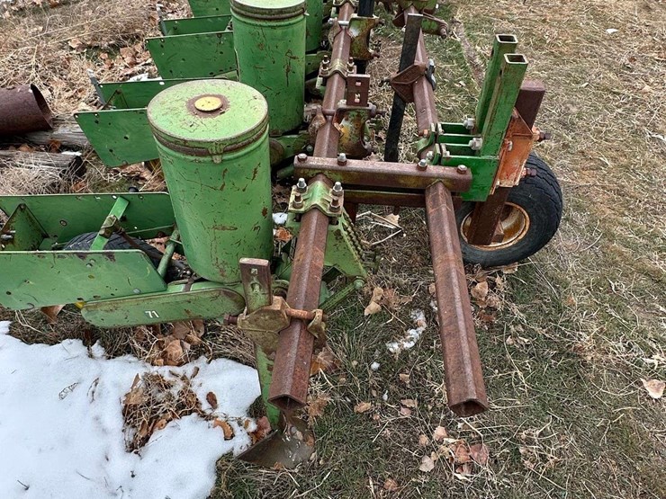 john-deere-71-image-8