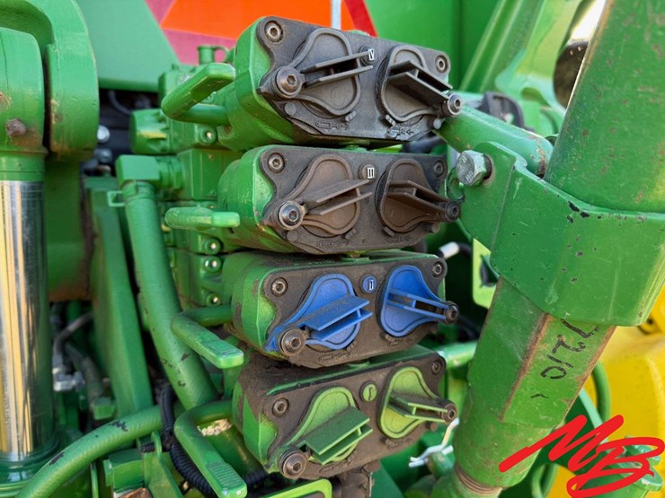 2015-john-deere-7210r-image-20