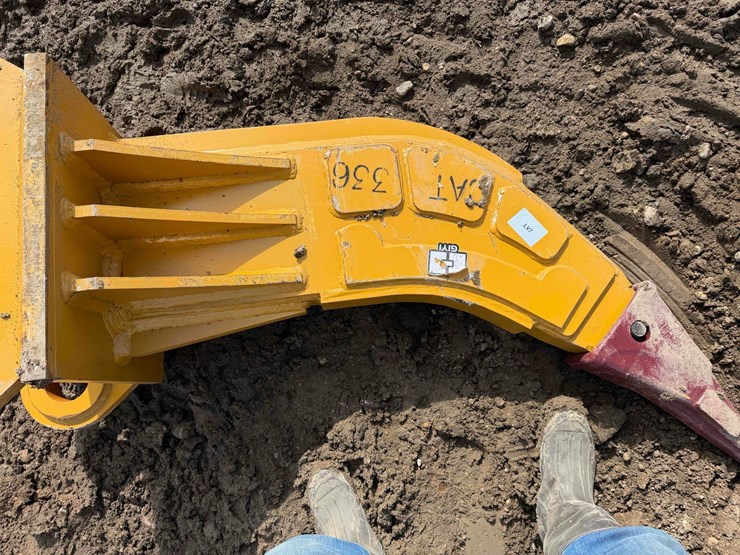 caterpillar-336-image-7