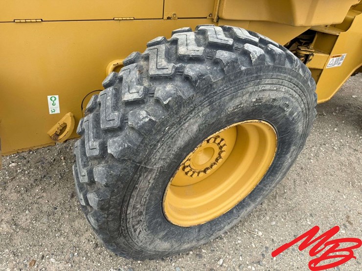 1994-caterpillar-928f-image-29