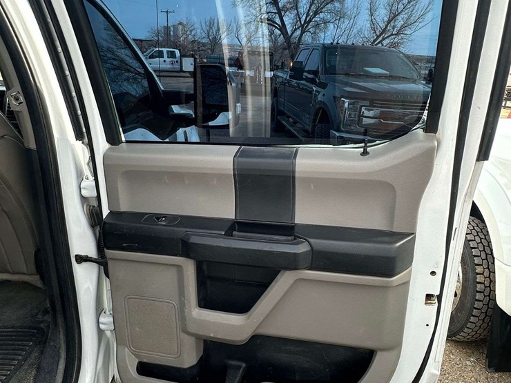 2019-ford-f250-xl-image-34