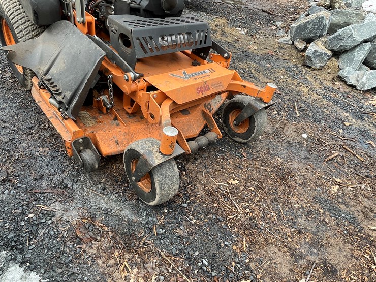 #1015-•-scag-v-ride-lawn-mower-(fall-creek,-wi)-image-35