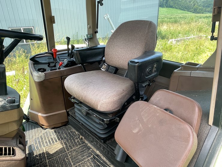 john-deere-7600-image-23