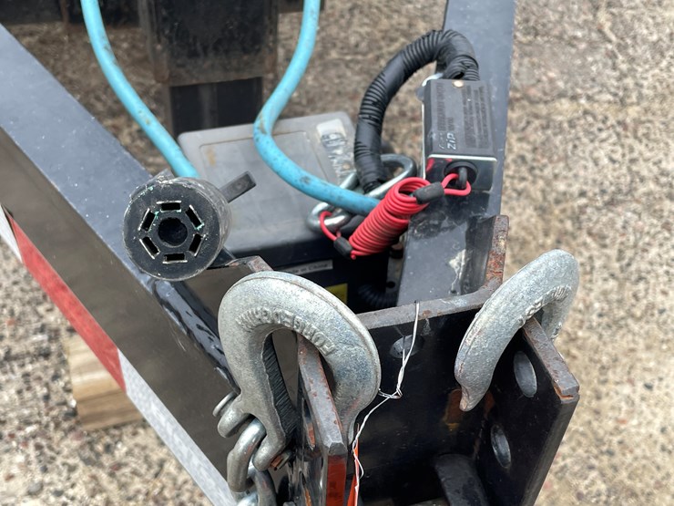 #1098-•-2022-big-tex-trailer-(has-wi-title)-image-15