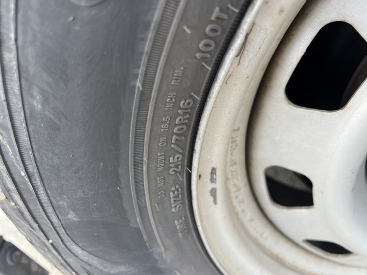 2012-chevrolet-colorado-image-10