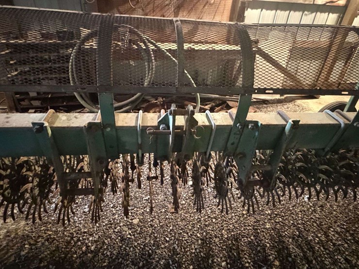 john-deere-400-image-3