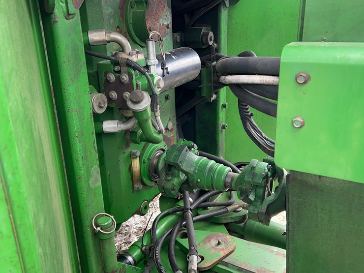 john-deere-8760-image-39
