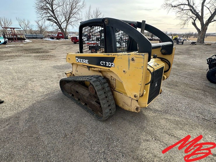 deere-ct322-image-4