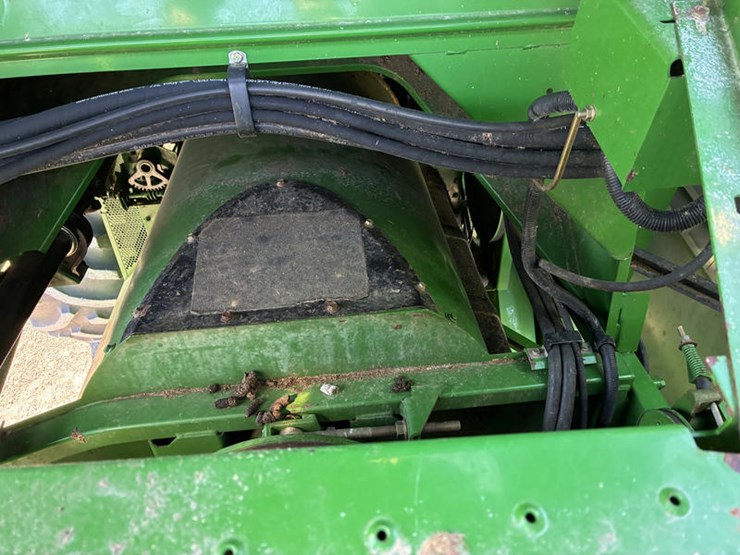 2005-john-deere-9660-sts-image-83