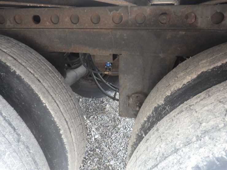 2012-utility-van-image-19