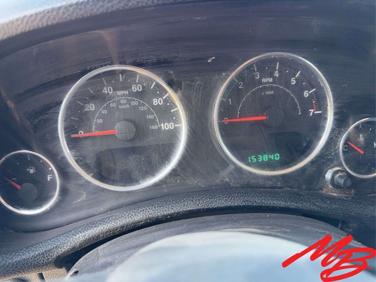 2012-jeep-wrangler-image-27