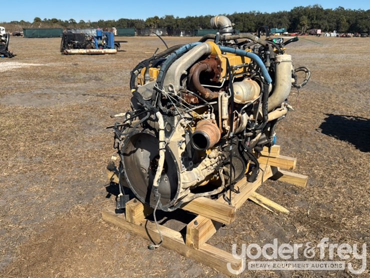 caterpillar-12-image-5