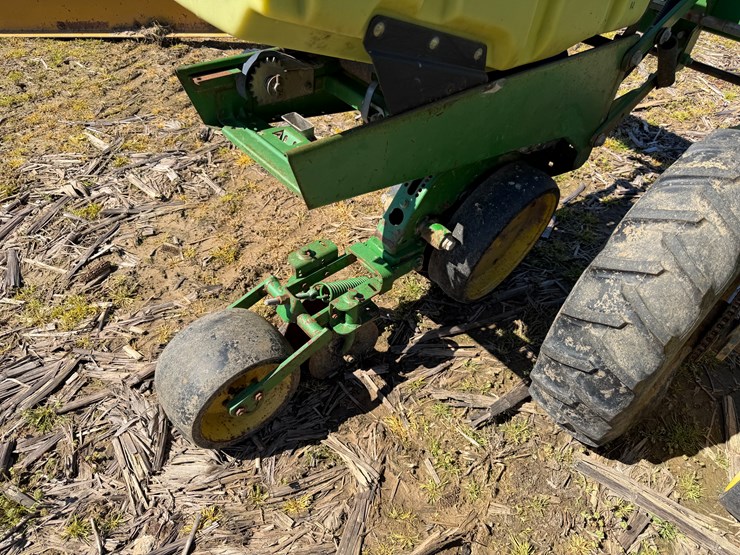 john-deere-1720-image-66