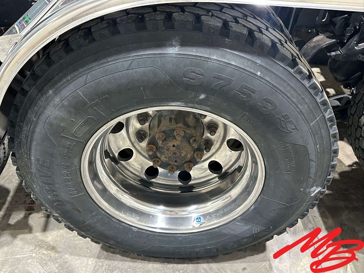 2007-peterbilt-379-image-65