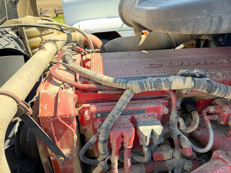 #42452-•-2007-international-l9427-daycab-truck-tractor-vin:-2hscnapr37c468369-image-48