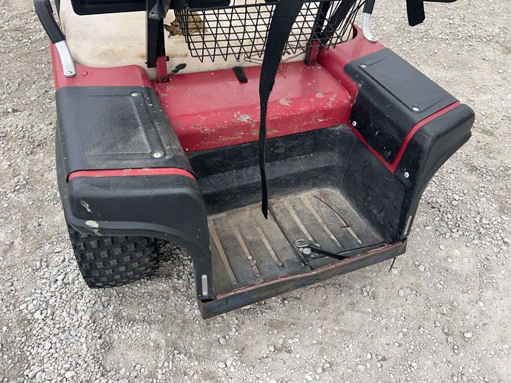 ez-go-golf-cart-image-23