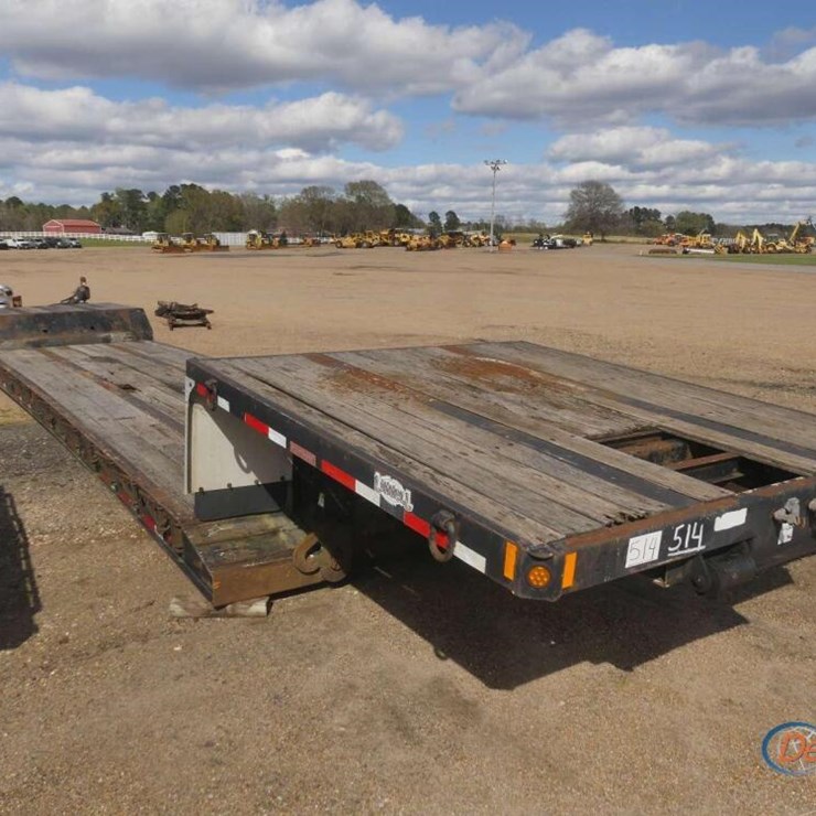 2007 FONTAINE LOWBOY