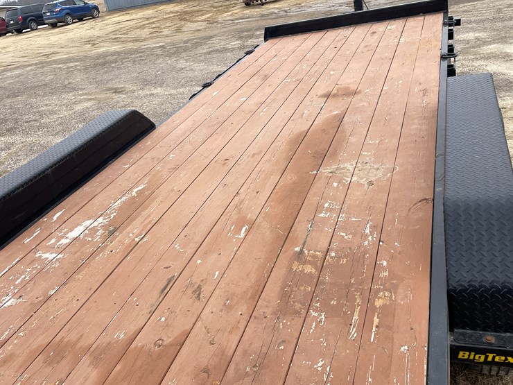 #1098-•-2022-big-tex-trailer-(has-wi-title)-image-8