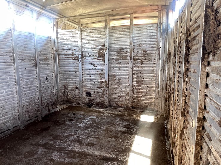 #1484-•-1993-alum-line-20'-gooseneck-cattle-trailer-(has-wi-title)-image-16