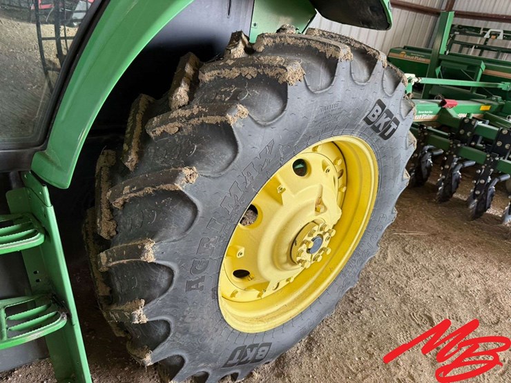 john-deere-7520-image-26