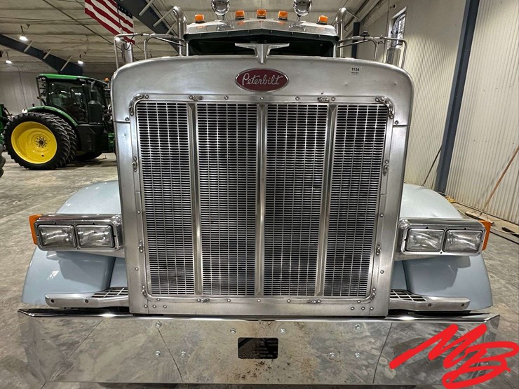 2007-peterbilt-379-image-35