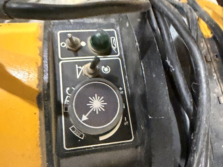 #37052-•-**-spectra-physics-945l-laser-level-sl-9983-image-5