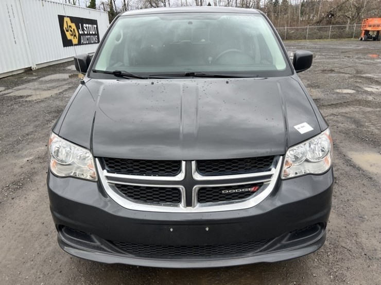 2012-dodge-grand-caravan-image-8