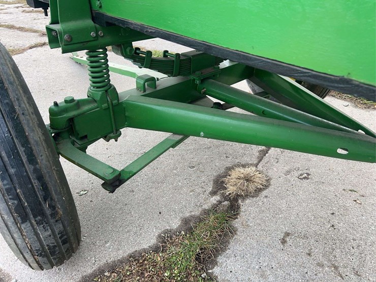 john-deere-flare-box-and-running-gear-image-38