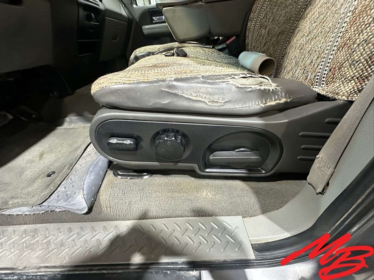 2008-ford-f150-xlt-image-30