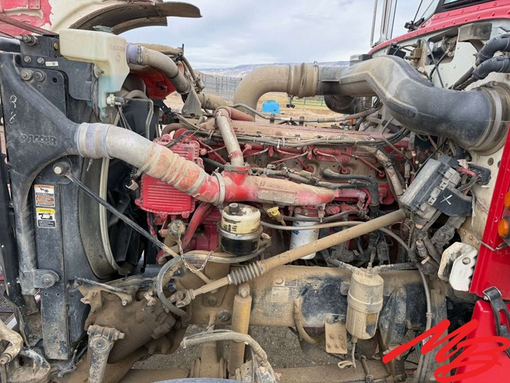 2013-peterbilt-388-image-9