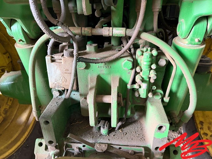 john-deere-7520-image-12