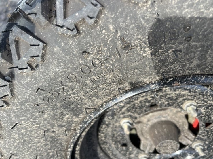 2011-polaris-ranger-ev-image-11