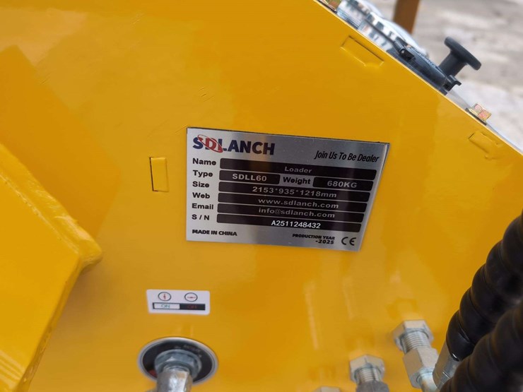 mini-skid-steer-clawler---sdll60---420cc-image-9