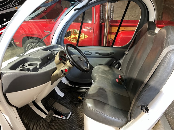 #1026-•-2003-gem-e825-electric-golf-cart-(independence,-wi)-image-15