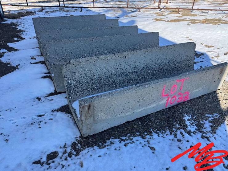 (5)-concrete-feed-bunks,-8’x27”-image-1