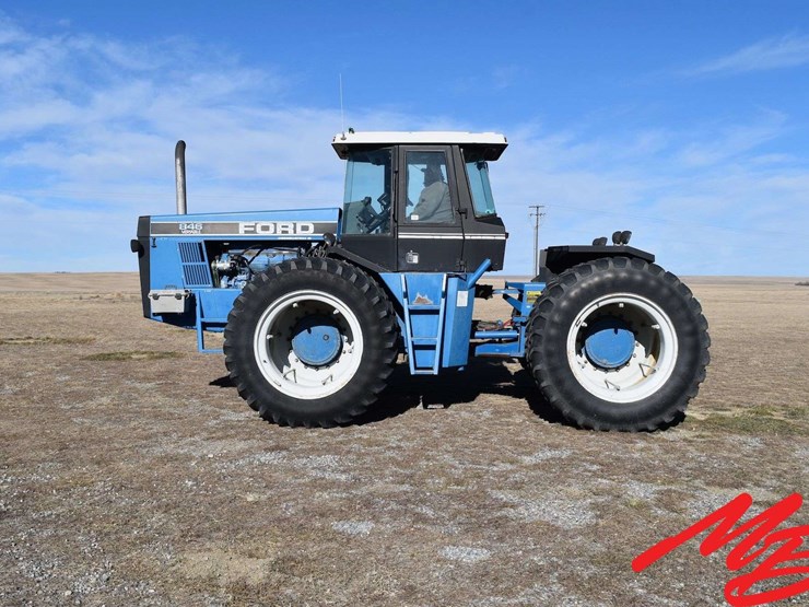 1991-versatile-846-image-3