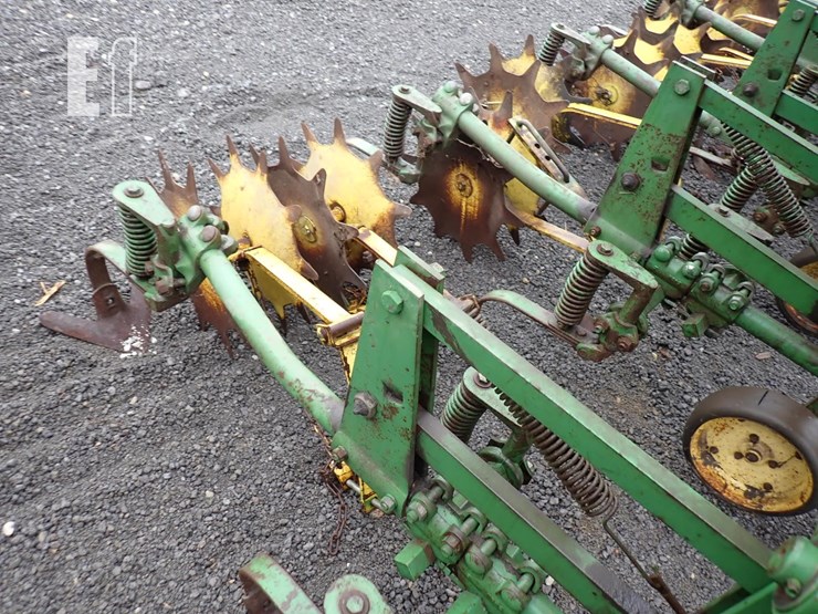 john-deere-85-image-5